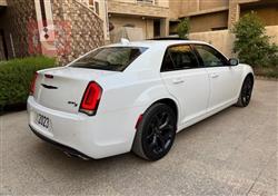 كرايسلر 300